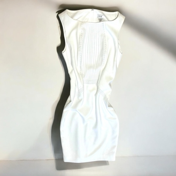 VTG Y2k CACHE Classic Ivory Beaded Bodycon Dress Corporate Chic Elegant White 2 - Picture 7 of 14